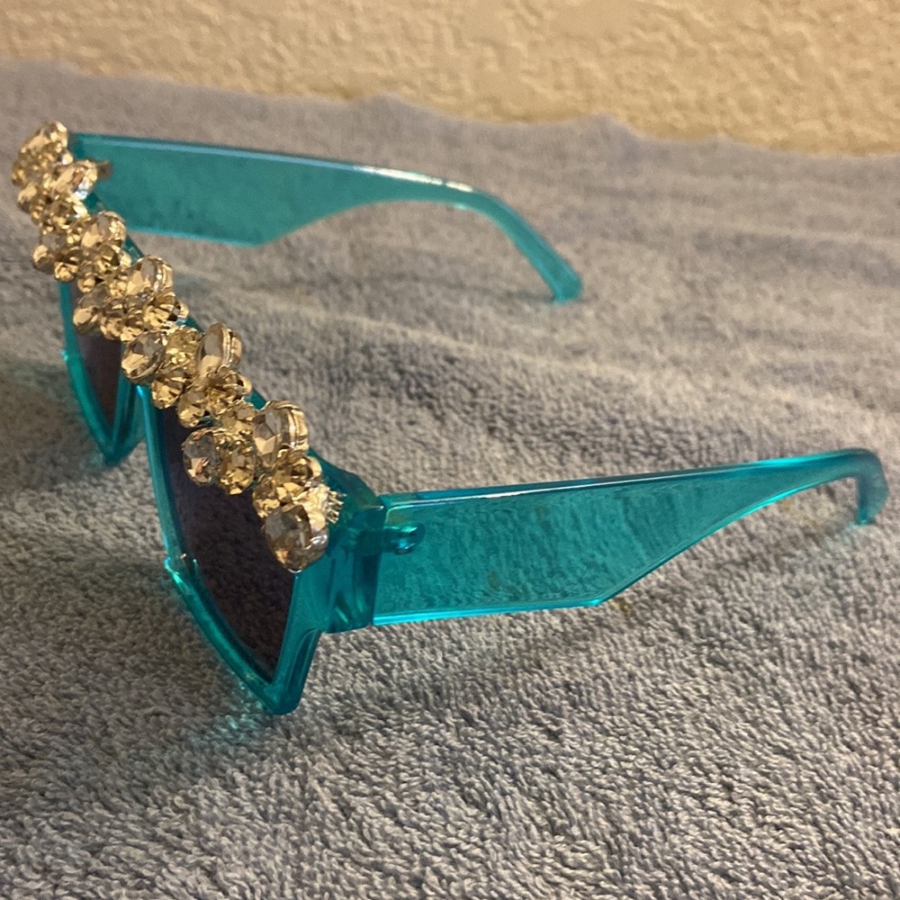 Blue Oversized Square Diamond Rhinestone S003 - Picture 3 of 7